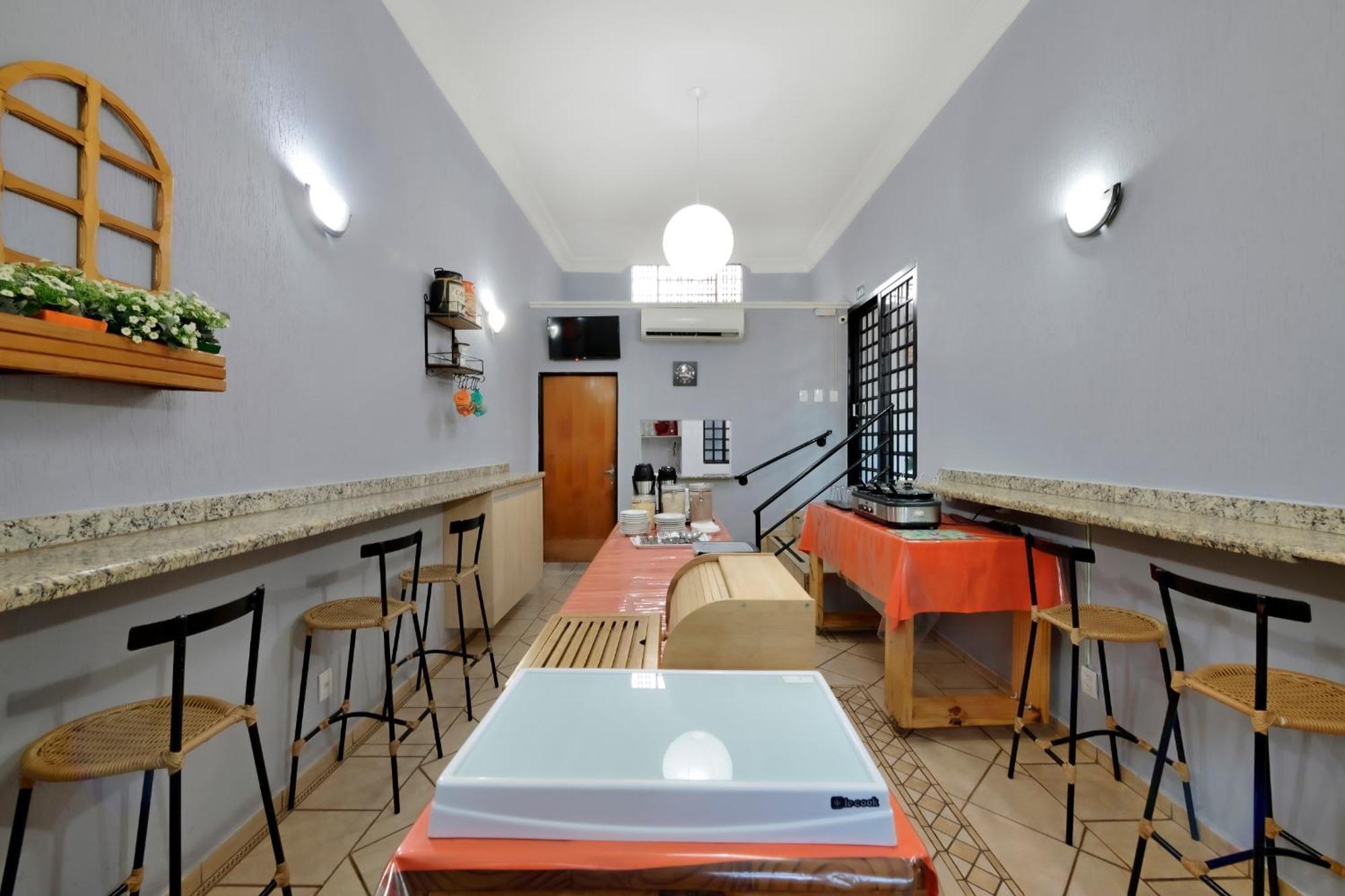 Hotel & Hostel Ribeirao リベイラン・プレト エクステリア 写真